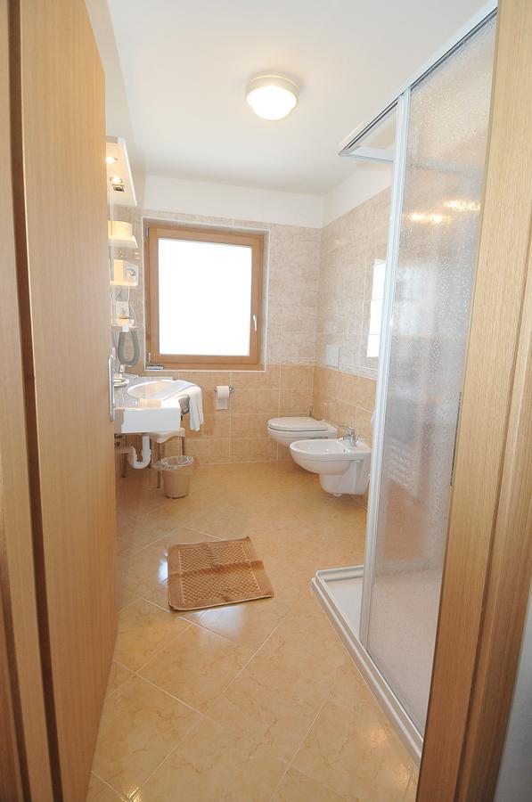 Hotel Croce Bianca 3*