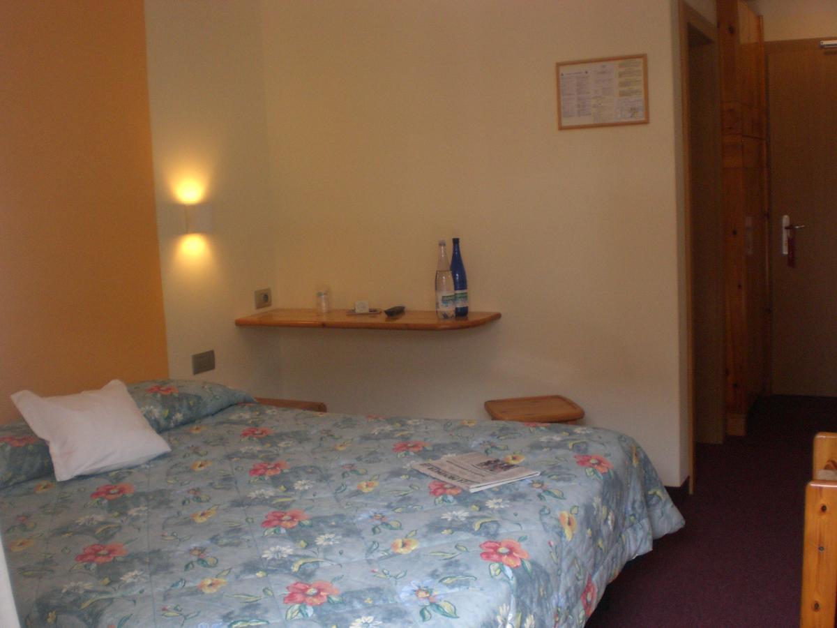 Hotel Croce Bianca 3*